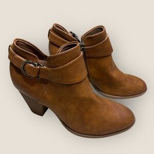 Dr. Scholl’s Women’s Kickstart Ankle Booties – Honey Brown Smooth, Size 9 (NWOB)